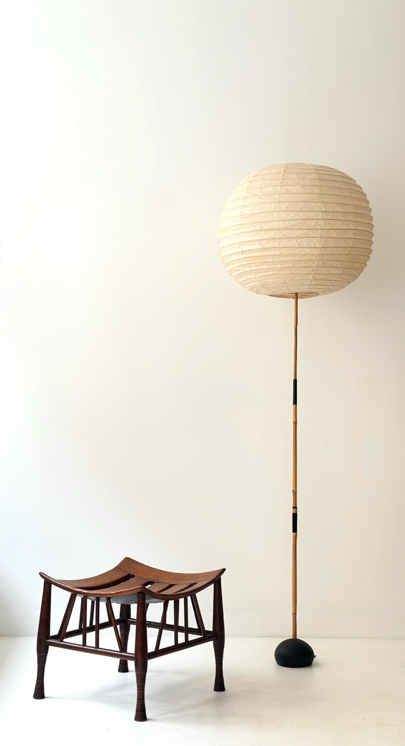 ISAMU NOGUCHI FLOOR LAMP