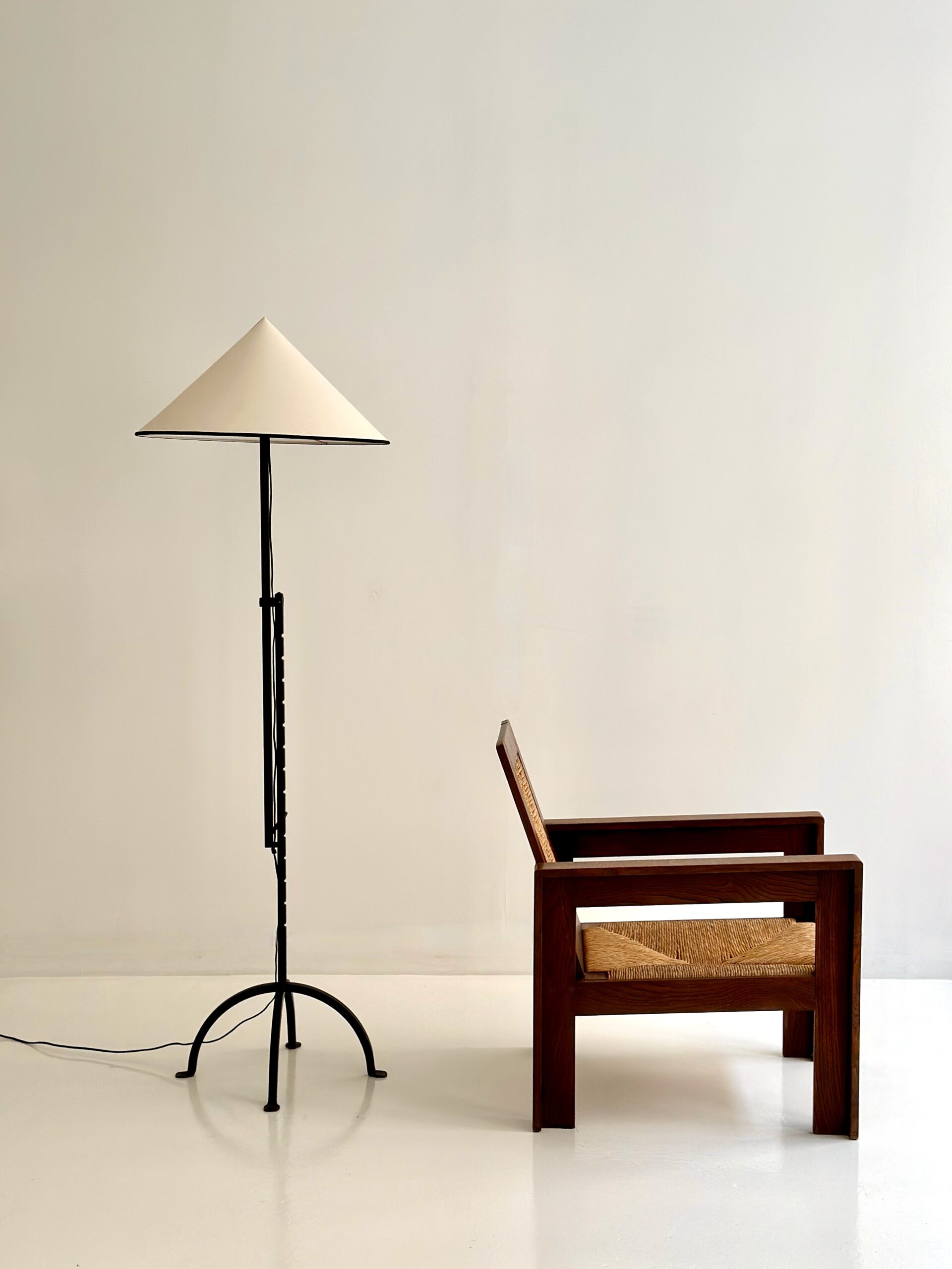 JOSEPH SAVINA FLOOR LAMP 1950