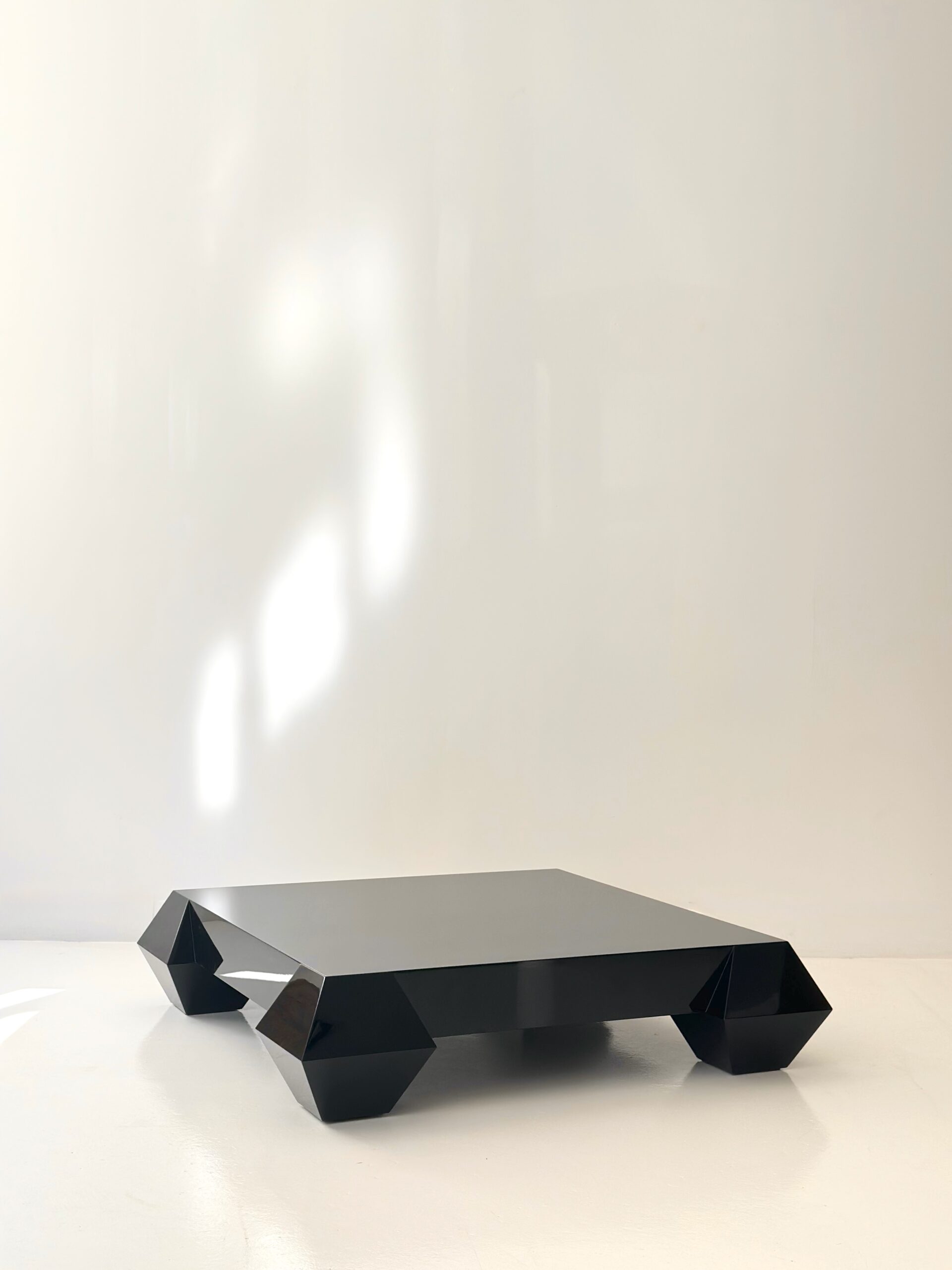 ANDRÉE PUTMAN 3 CARATS ET DEMI COFFEE TABLE