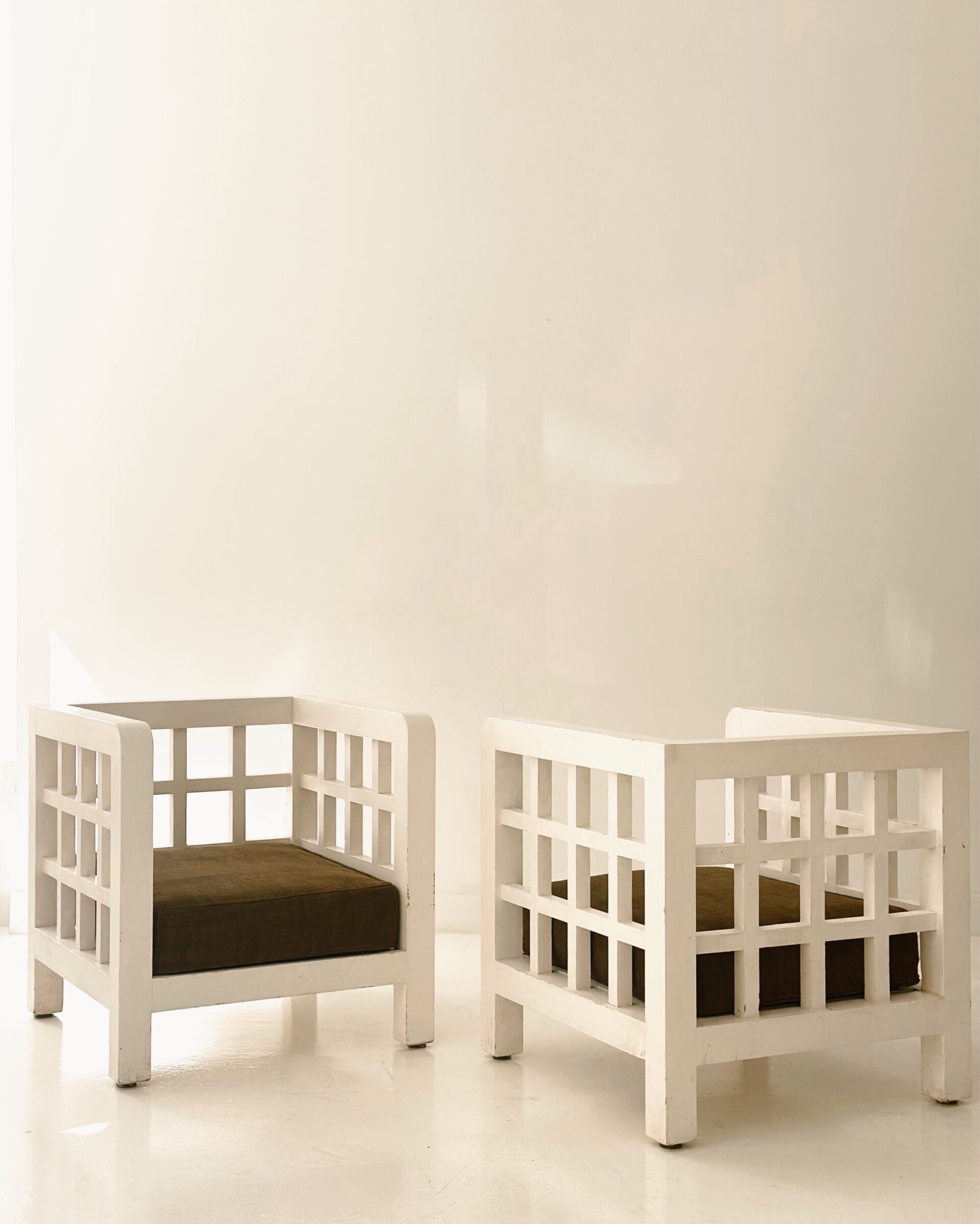 MODERNIST CHAIRS CIRCA 1930