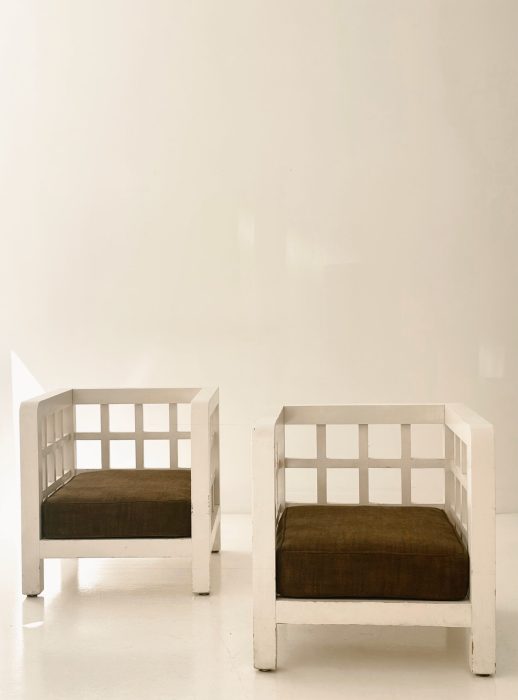 MODERNIST CHAIRS CIRCA 1930